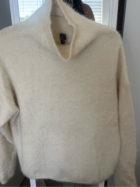 Super Cozy Ivory Guess Turtleneck Women's Sweater